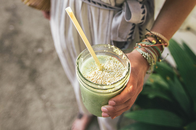 Die besten Rezepte: Cannabis Smoothies für heiße Tage